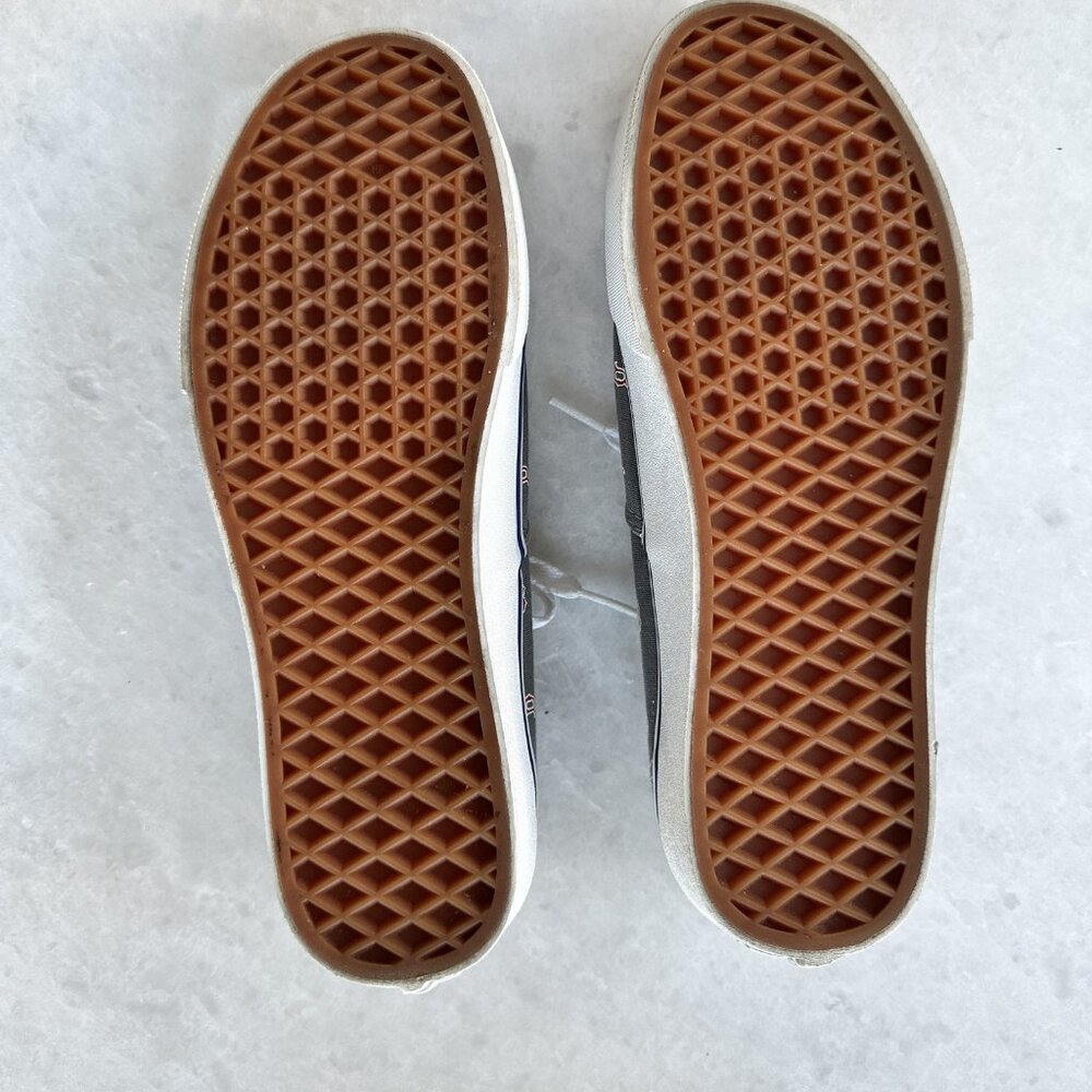 💥RARE💥Vans Authentic Gray MLB Boston Red Sox Skate Shoes Size Men 7.5, Women 9 - Picture 4 of 7